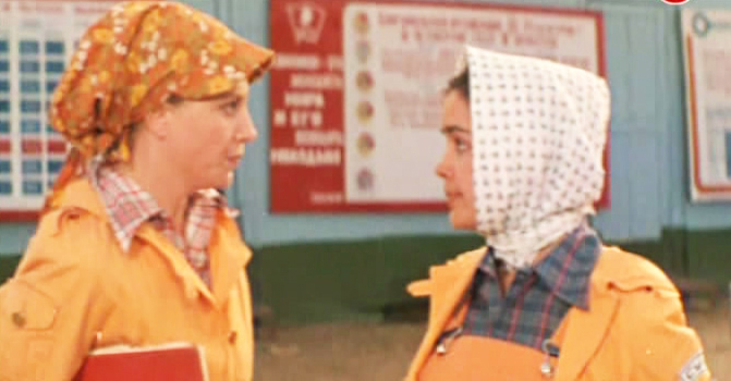 Erotik uz shahzoda Tort oyoq ustida turgan katta eshakli ayollarning porno fotosuratlari