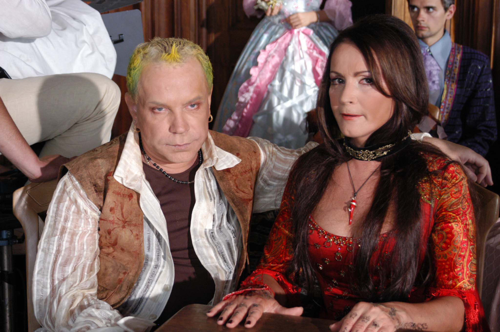 Rus bekasining quli eshagini yalaydi. Aprel o Neil porno video tomosha qilish