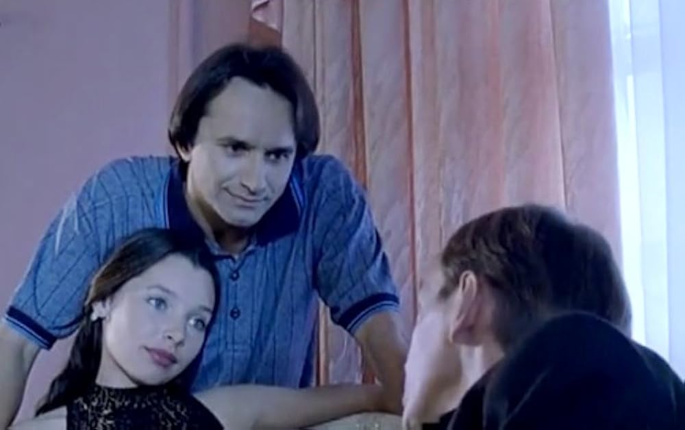 Mashinaning yonida ozimni majburlaganim haqidagi porno video