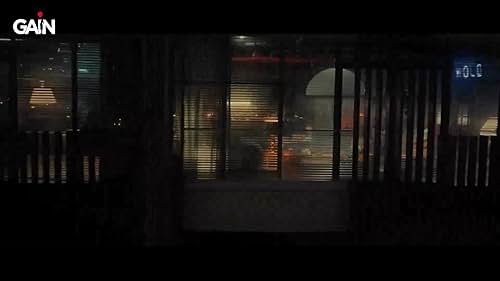 Yashirin kamera tukli mushuk ostida yubka