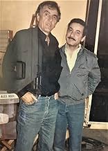 पोस्टर देखें