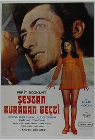 Primary photo for Seytan Buradan Geçti Primary photo for Seytan Buradan Geçti