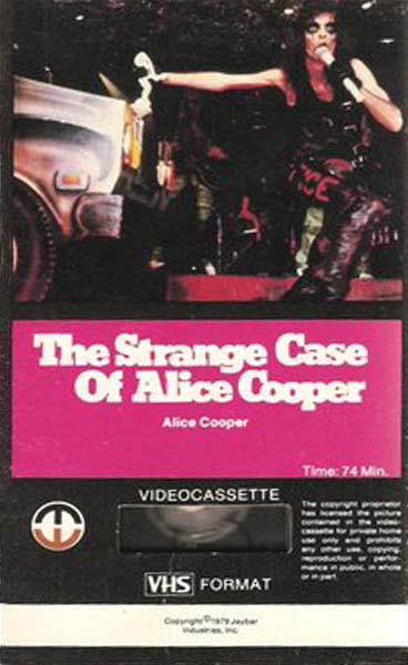 その他 Strange Case of Alice Cooper [DVD] Uncle G's FUN DVD Concert Reviews: The Strange Case Of Alice