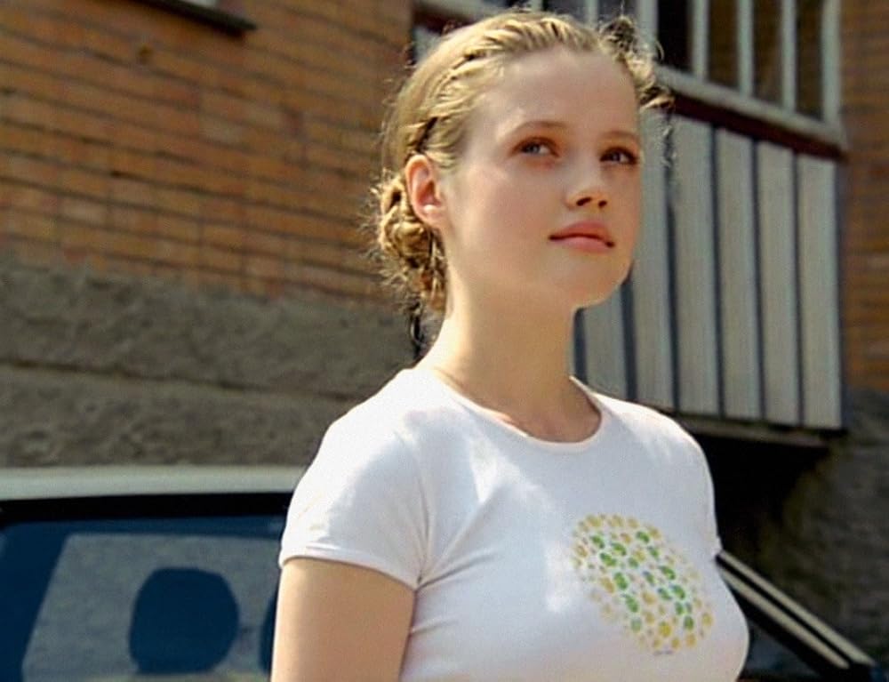 Katta kokrakli shahvoniy rus ayollarining barcha fotosuratlari