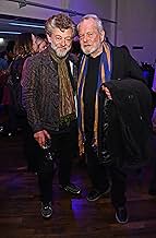 पोस्टर देखें