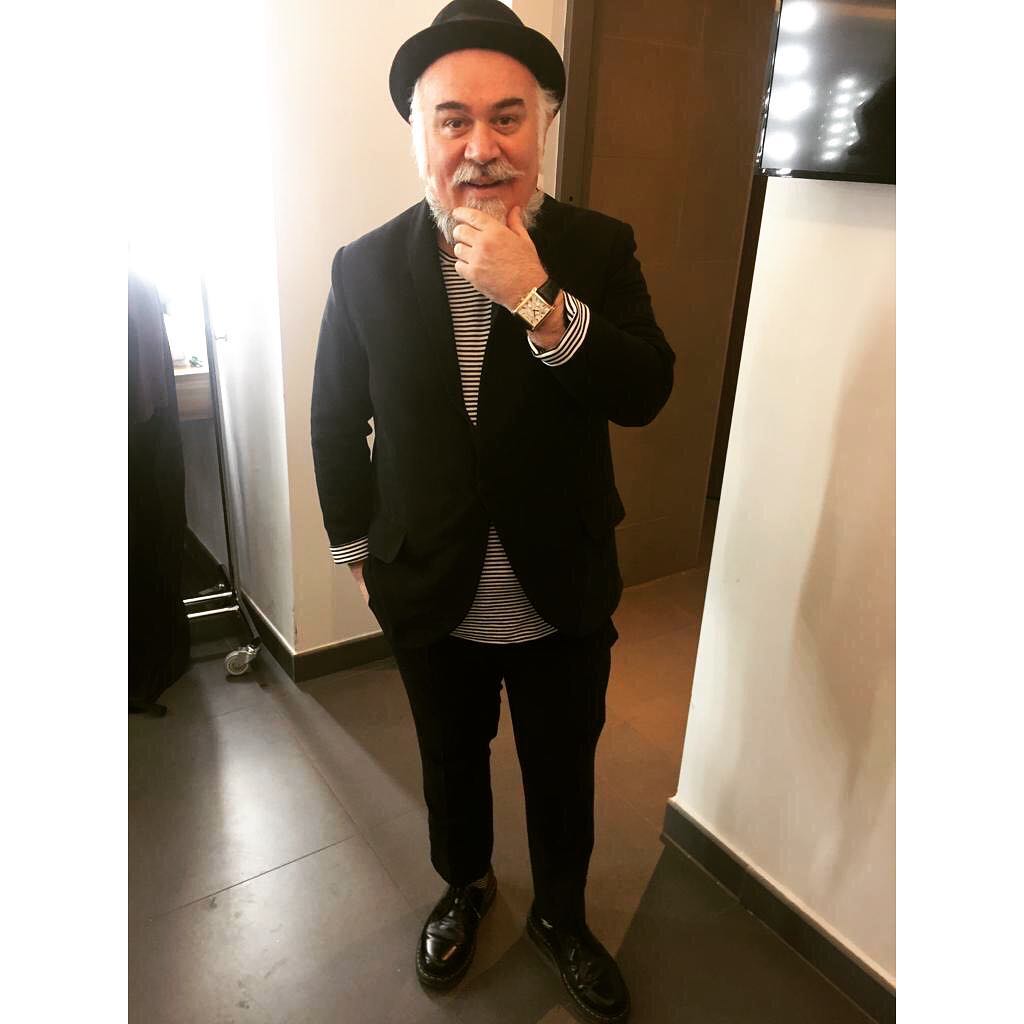 Orqa orqada porno rasmlar