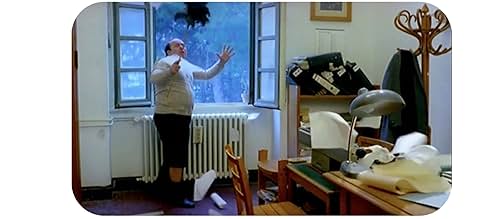 पोस्टर देखें