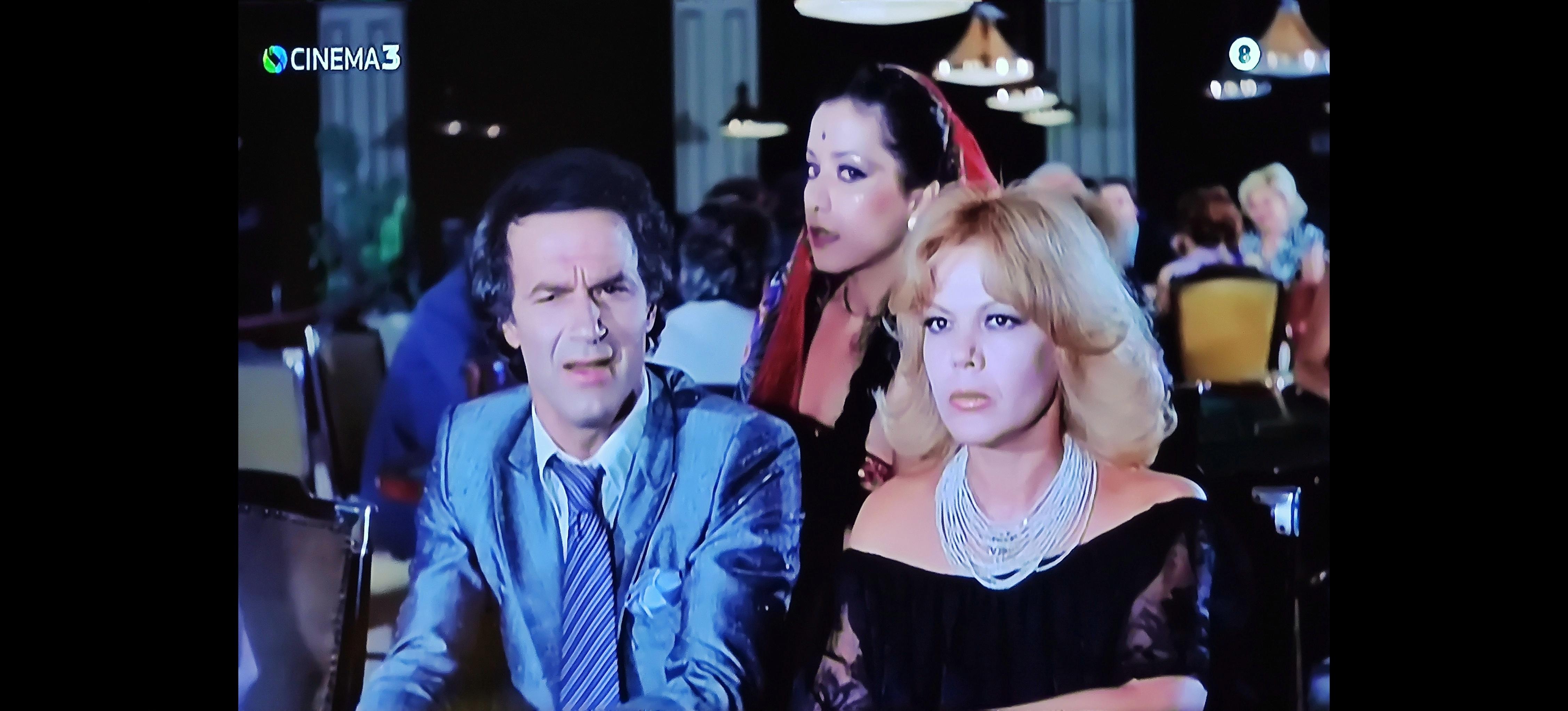 Orgazm bolgan ayollarning fotosuratlari Pantolon kiygan onalar