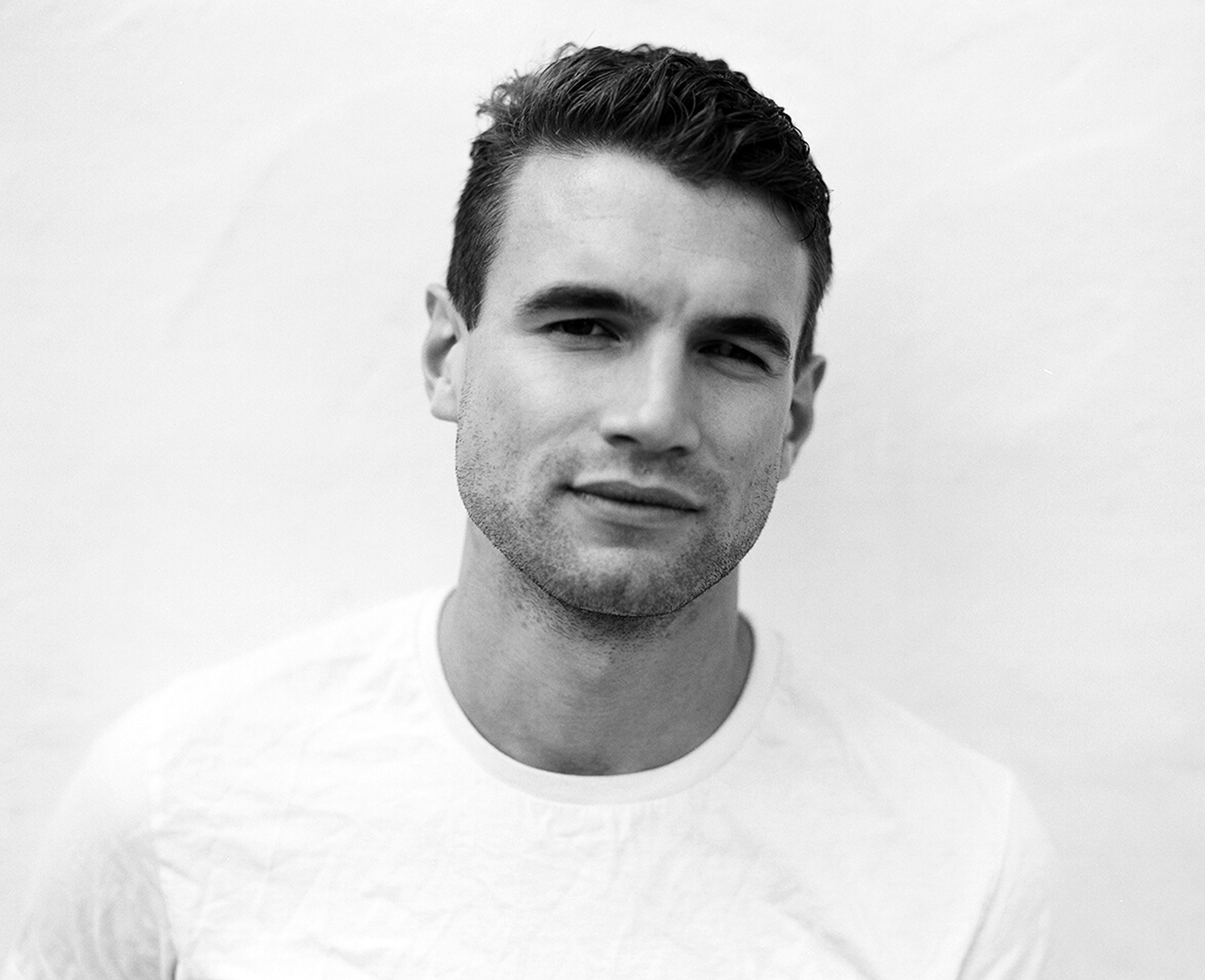 Alex Russell - Biography - IMDb