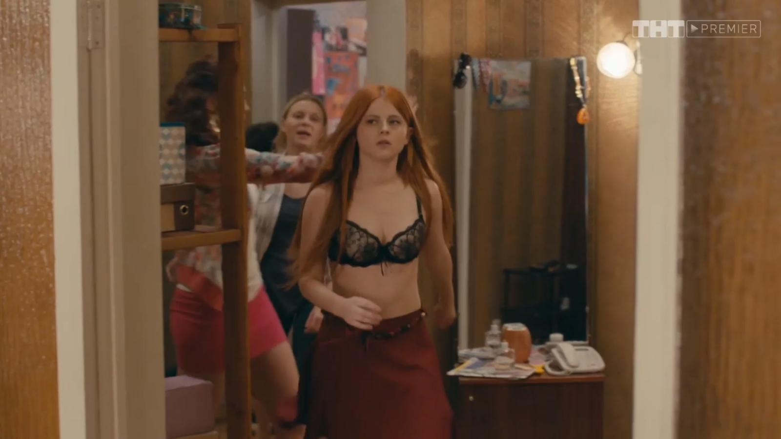 Transseksual styuardessalar video onlayn Apostolovo porno xizmatlari