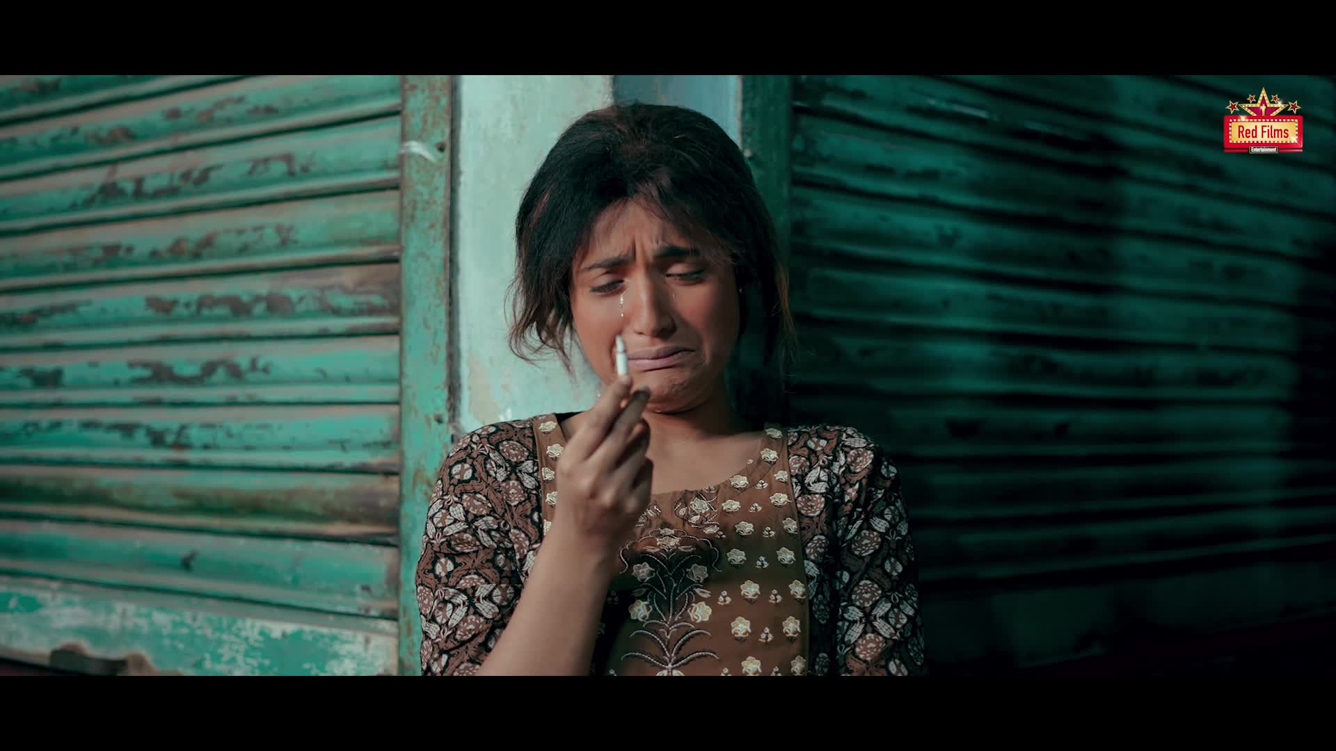 Gozal guruh jinsiy filmlar Chokkalab otirgan va mushuklarini korsatgan qizlarning porno fotosuratlari