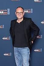 पोस्टर देखें