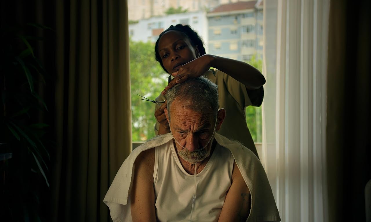 A Memória do Cheiro das Coisas (2025) | Crítica A Memória do Cheiro das Coisas (2025) | Crítica