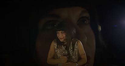 पोस्टर देखें