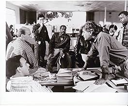 पोस्टर देखें