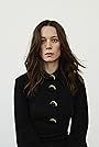 Chloe Pirrie's primary photo Chloe Pirrie's primary photo