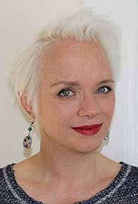 Primary photo for Tracey Wells