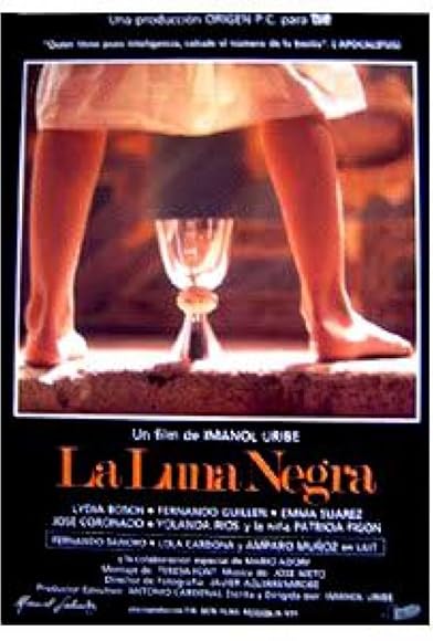 Primary photo for La luna negra Primary photo for La luna negra