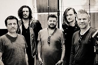 पोस्टर देखें