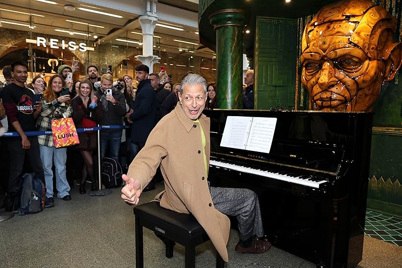 Jeff Goldblum at an event for Wicked (2024)