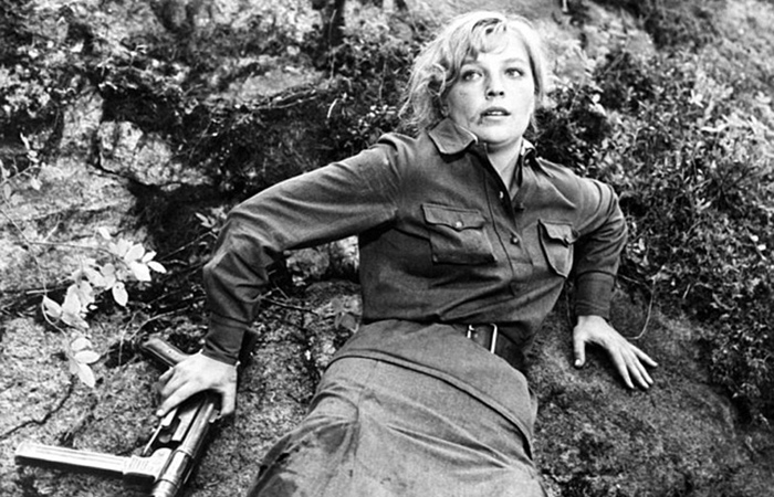 Onlayn hamshira porno Armanistonlik qoshiqchi Nana porno video