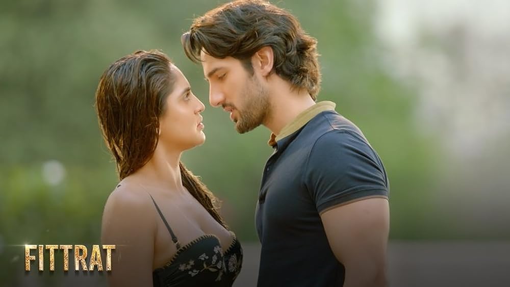 Qizlarning yalangoch suratlari elon qilindi