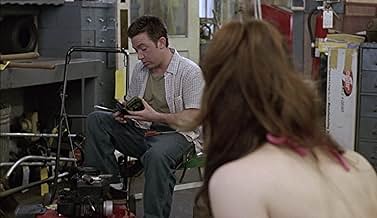 पोस्टर देखें