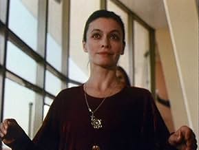 Kinoda farrosh ayol bilan porno