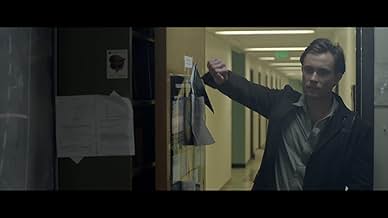 पोस्टर देखें