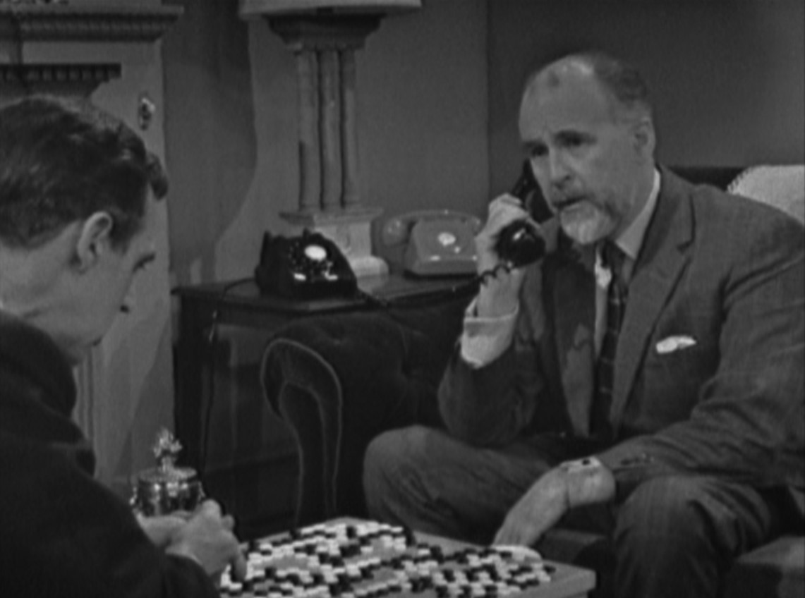 Michael Aldridge and Richard Vernon in The Years of Glory (1965)