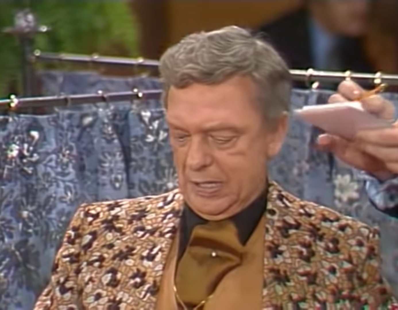 Three's Company" Room at the Bottom (TV Episode 1980) - IMDb