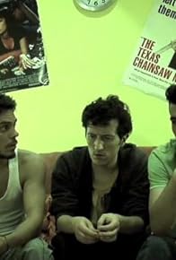 Primary photo for Algo extraño