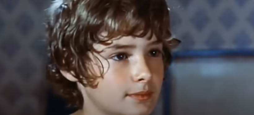 Mark Lester in What the Peeper Saw (1972)