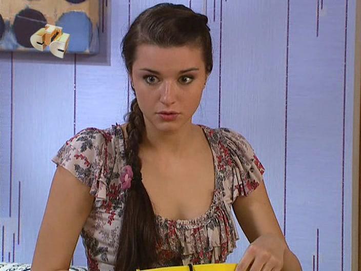 Jeki Chan pornosini tomosha qiling Fohisha Tsaritsino