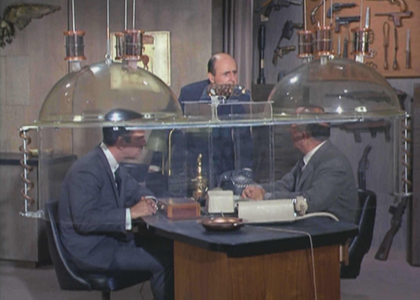 kaos-in-control-1965