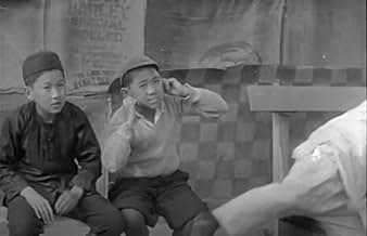 पोस्टर देखें