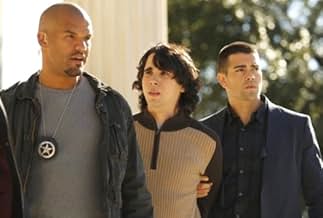 पोस्टर देखें