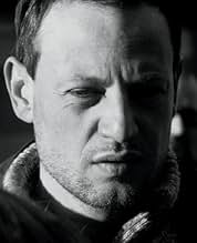 पोस्टर देखें