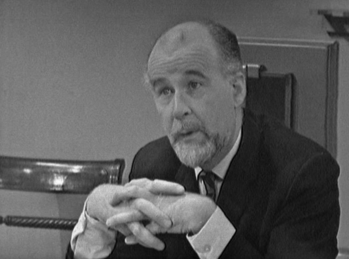 Richard Vernon in First Steal Six Eggs (1966)
