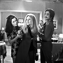 पोस्टर देखें