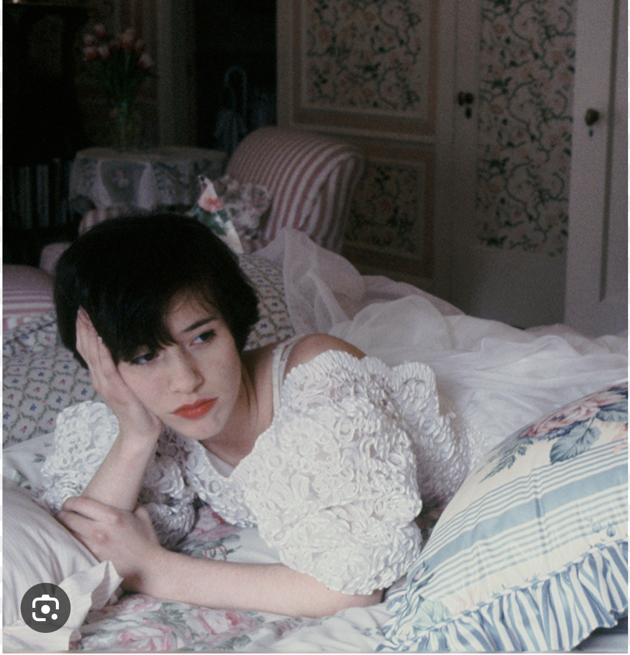 Carolyn Farina