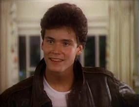 पोस्टर देखें