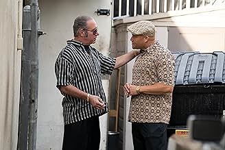 पोस्टर देखें