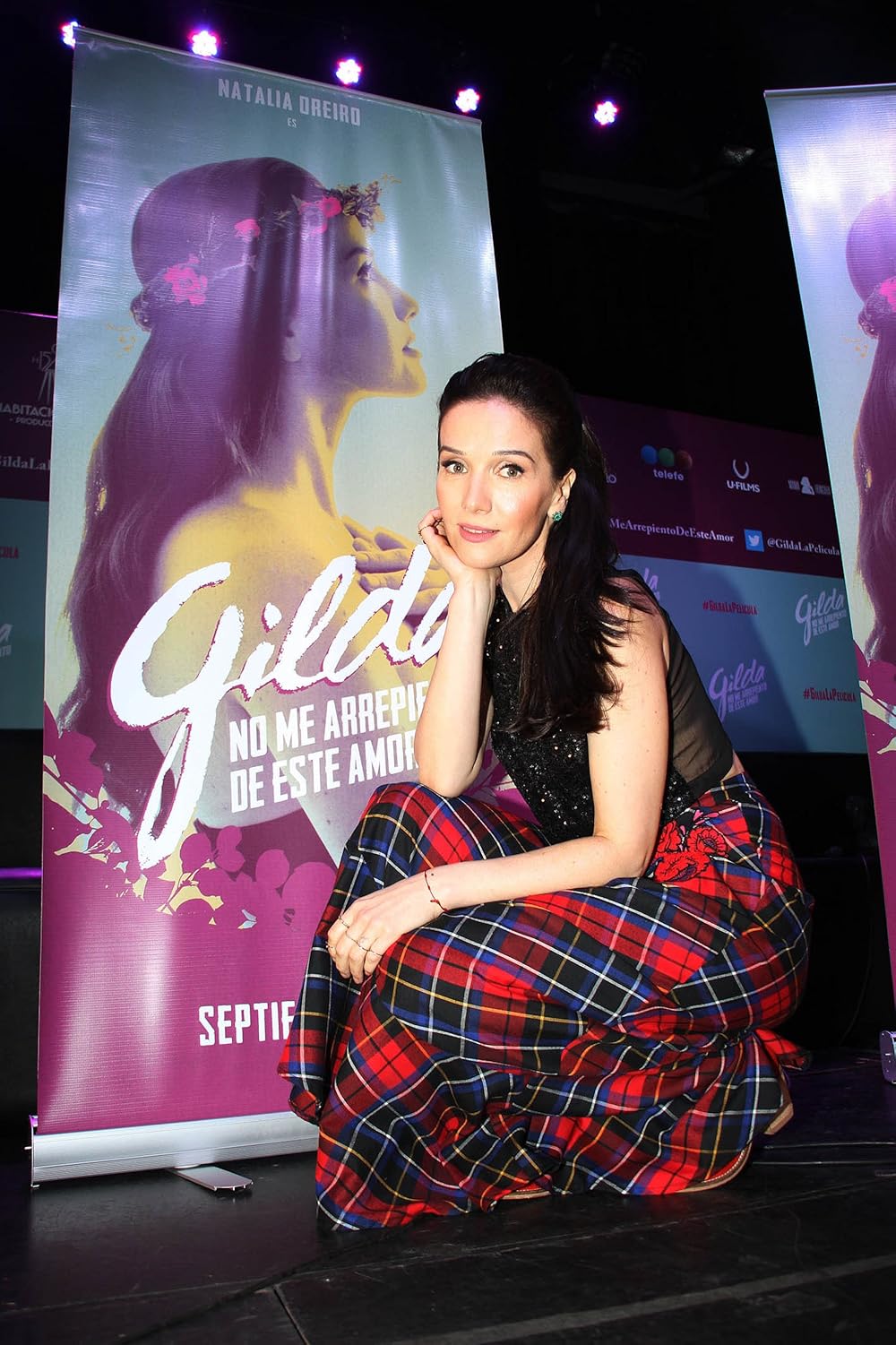 Natalya Oreiro pornografik filmda rol oynadi Natalya Oreiro pornografik filmda rol oynadi