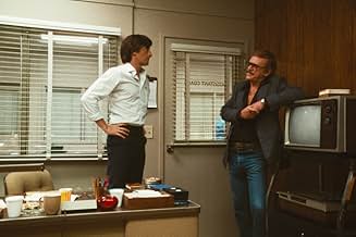 पोस्टर देखें