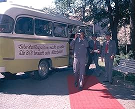 पोस्टर देखें