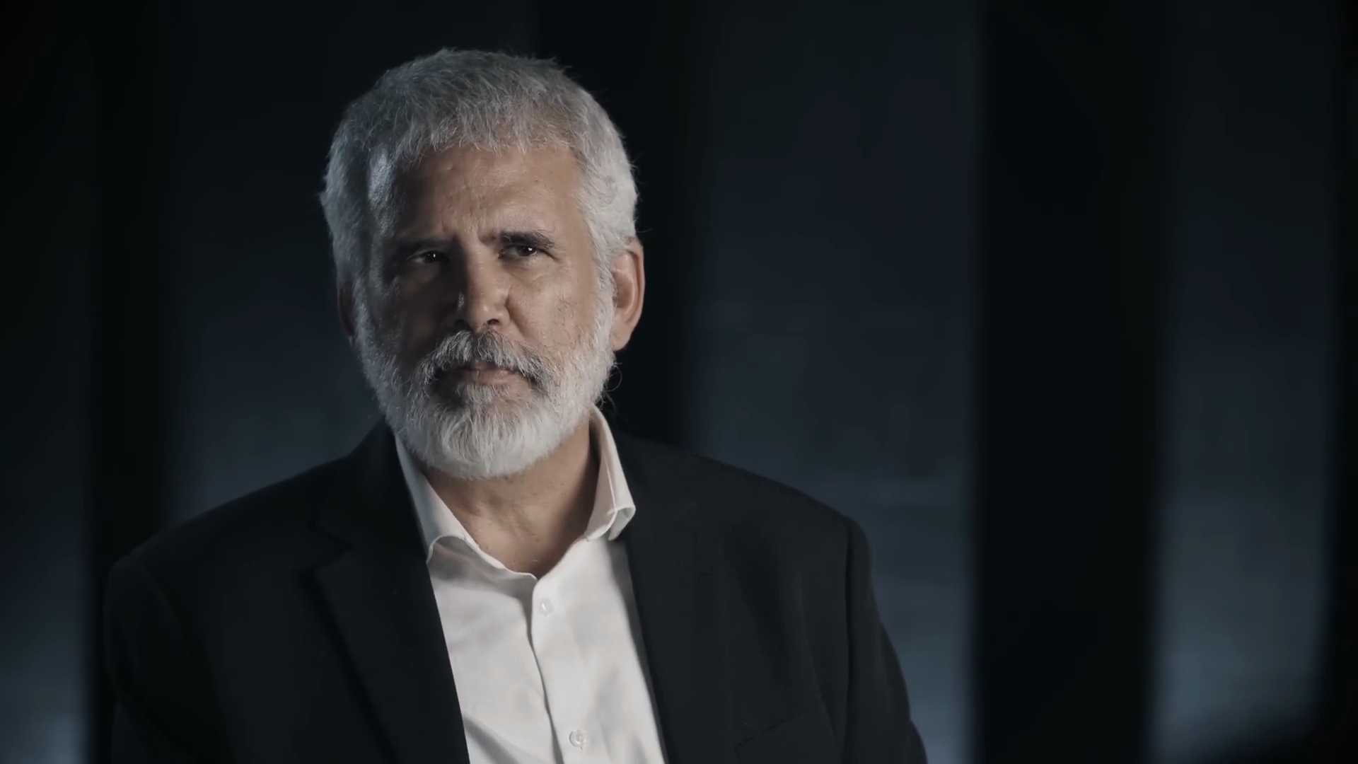 Robert Malone claims large scale propaganda campaign around Covid 19