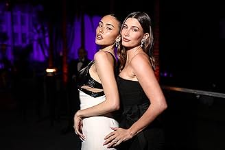 पोस्टर देखें