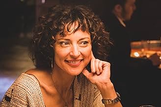 पोस्टर देखें