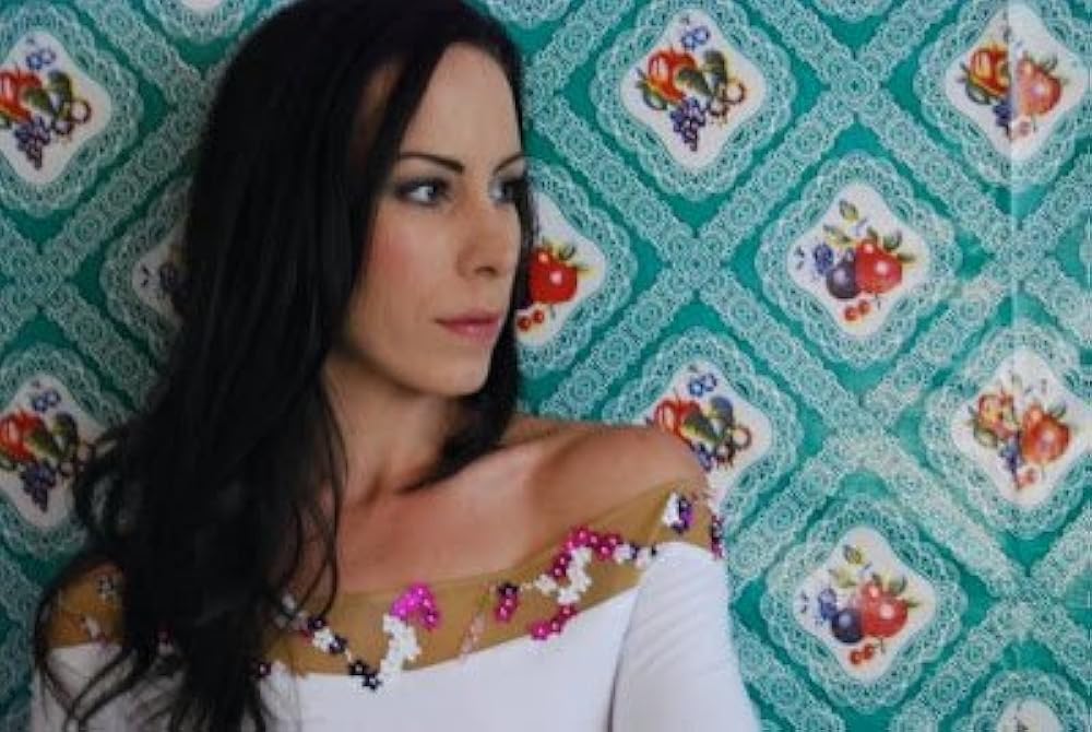 Voyaga etgan ayolning yuzidagi fotosurat Uzun boyli qizlar porno